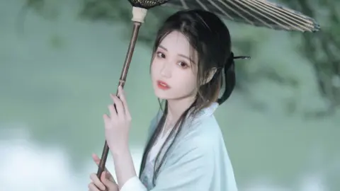 老师卖玩具枪被判